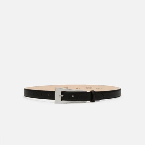 AUERUM No. 19 Black Leather Belt with silver buckle - Picture 6 of 8